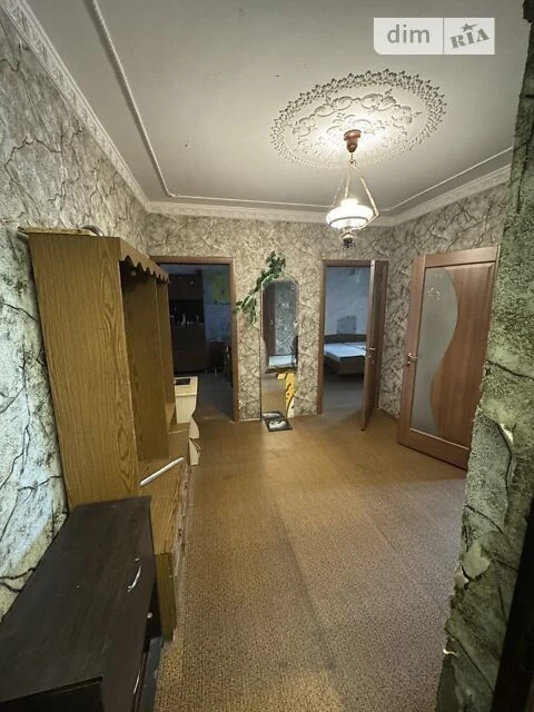 Продаж 3-кімн квартири біля метро Теремки, вул. Академіка За
