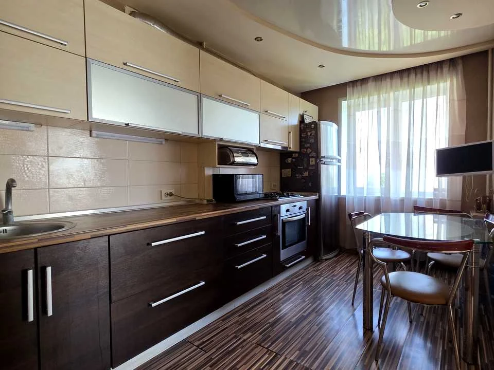 Apartment. Kharkiv, Sadovy Proezd