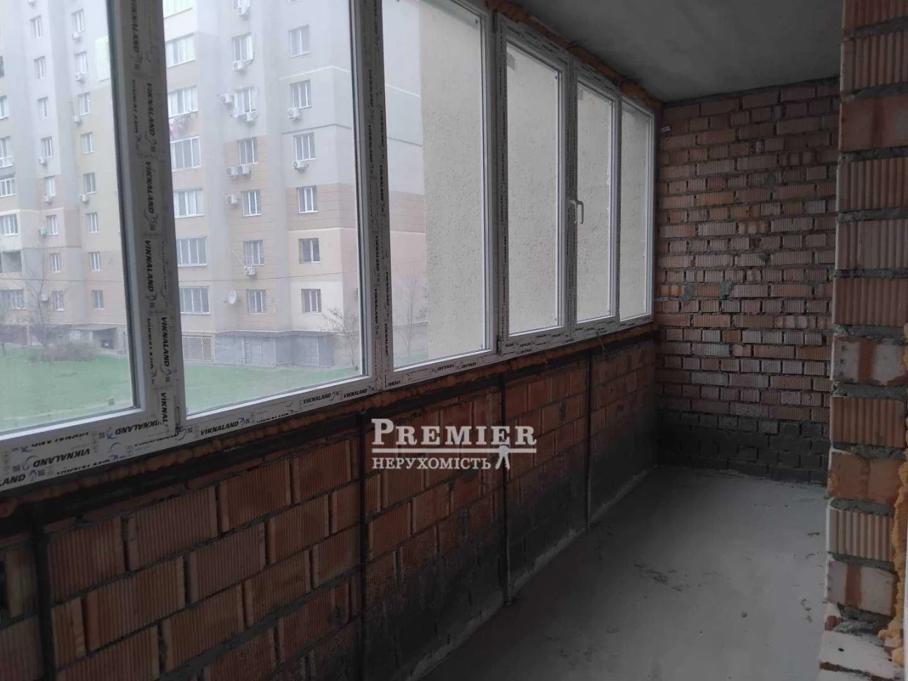 Продаеться  2-кімнатна квартира в новому зданому цегляному б
