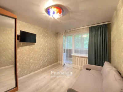 Продается квартира по ул.Ак.Королева, рядом с парком