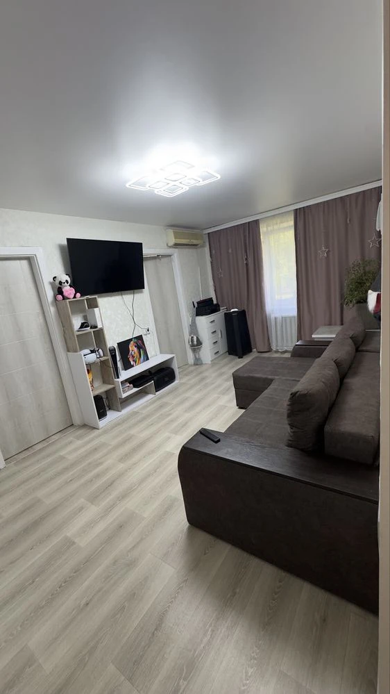 4-х кімнатна квартира район Шкільної