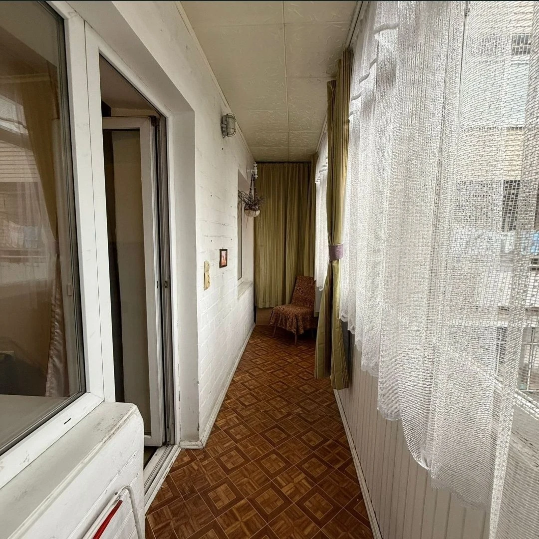 Продам 1к квартиру в центре ( с арендаторами)