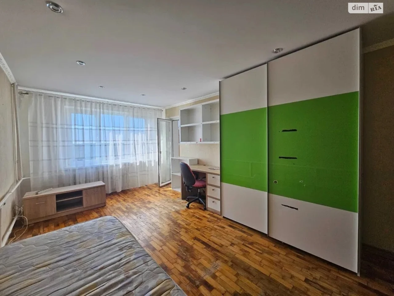 Продаж Квартира Титова