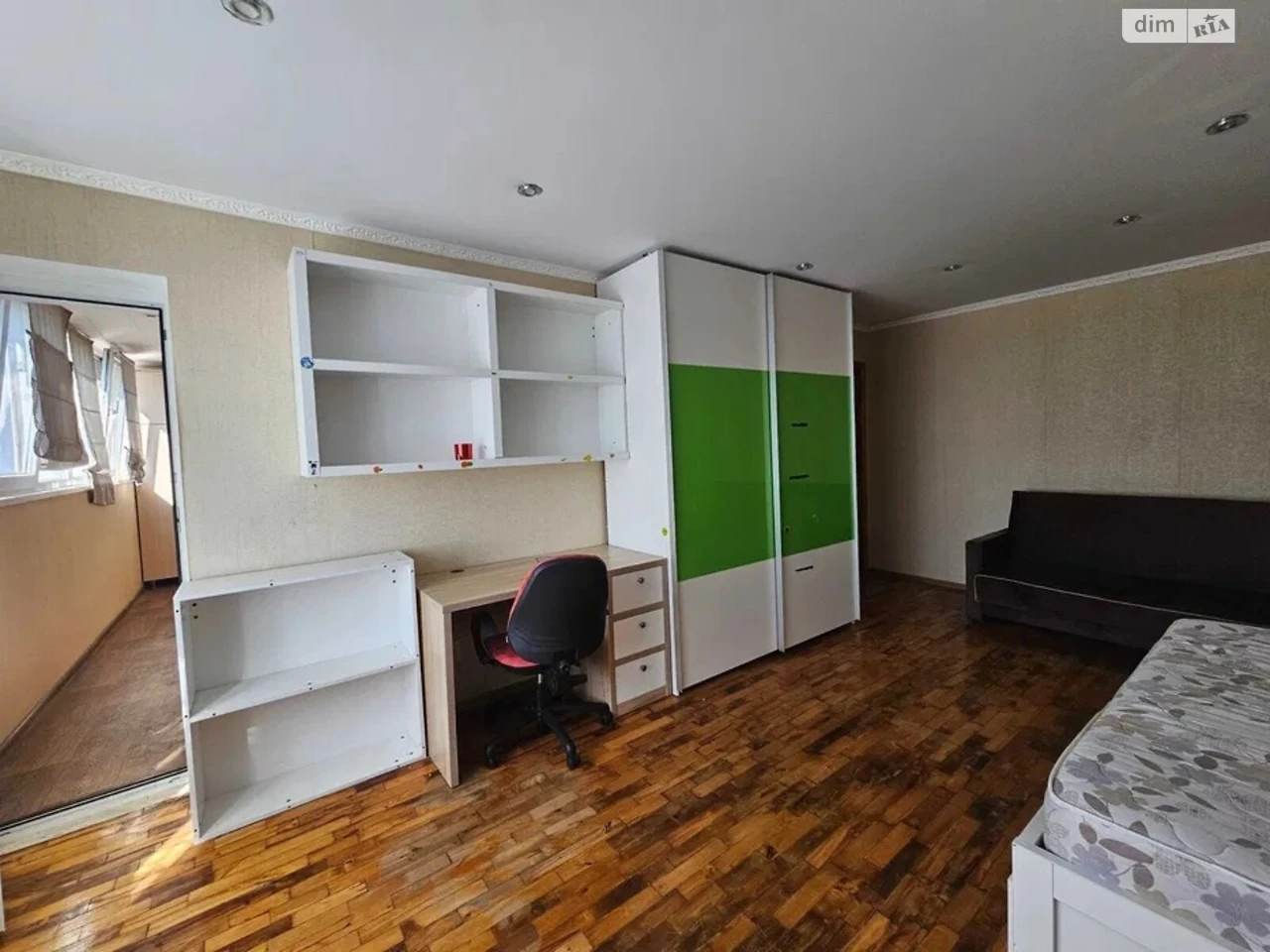 Продаж Квартира Титова