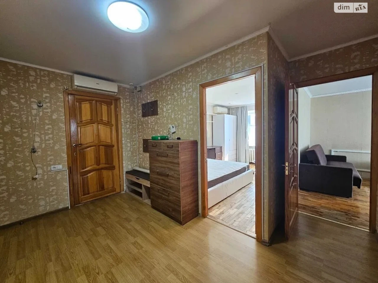 Продаж Квартира Титова