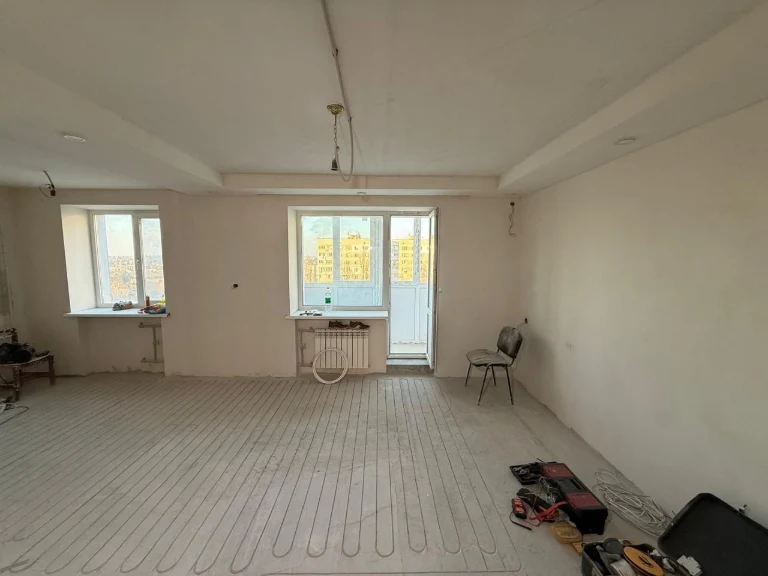 Продажа  отличной 4х комнатной квартиры в  корабельном район