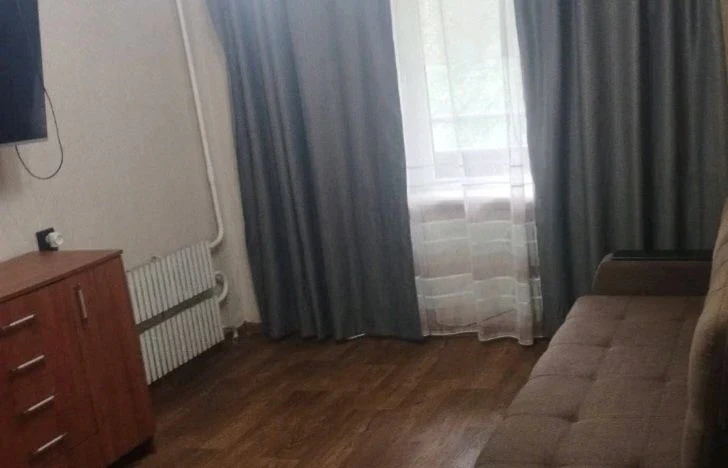 Продам 2к 2/2, 46/29/8, 30000у.е , Днепр, пр-кт Слобожанский