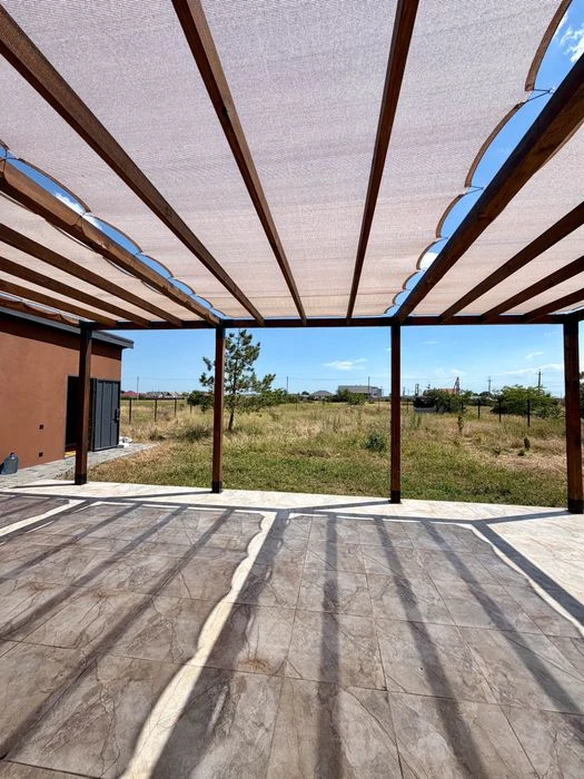 Stylish one-story house of 98 m² on 10 acres, just 1 km to