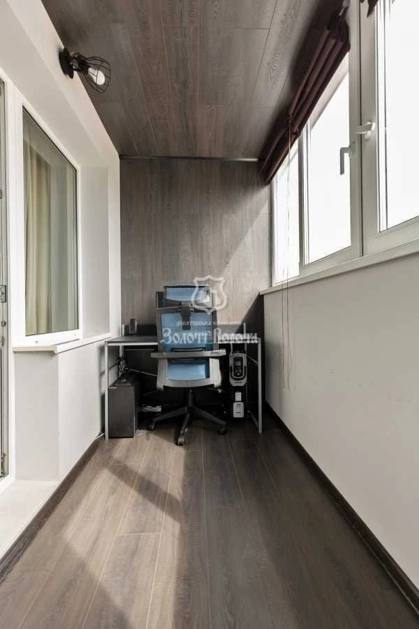 Продаж 2-кімнатної квартири 78.4 м², Здолбунівська вул., 13