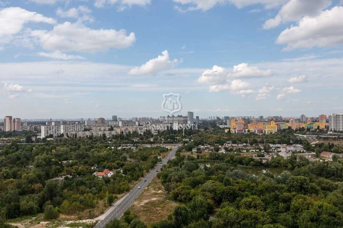 Продаж 2-кімнатної квартири 78.4 м², Здолбунівська вул., 13