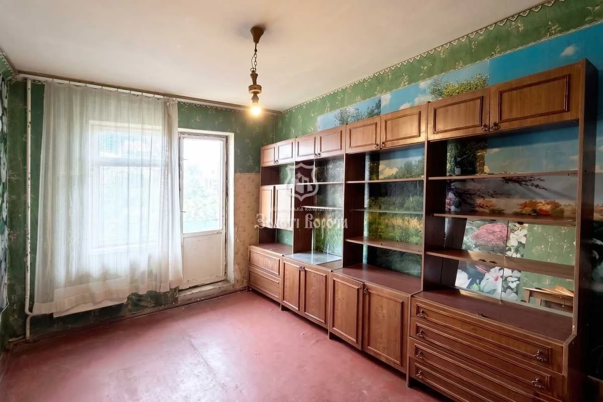 Продаж 1-кімнатної квартири 30.9 м², Володимира Маяковського
