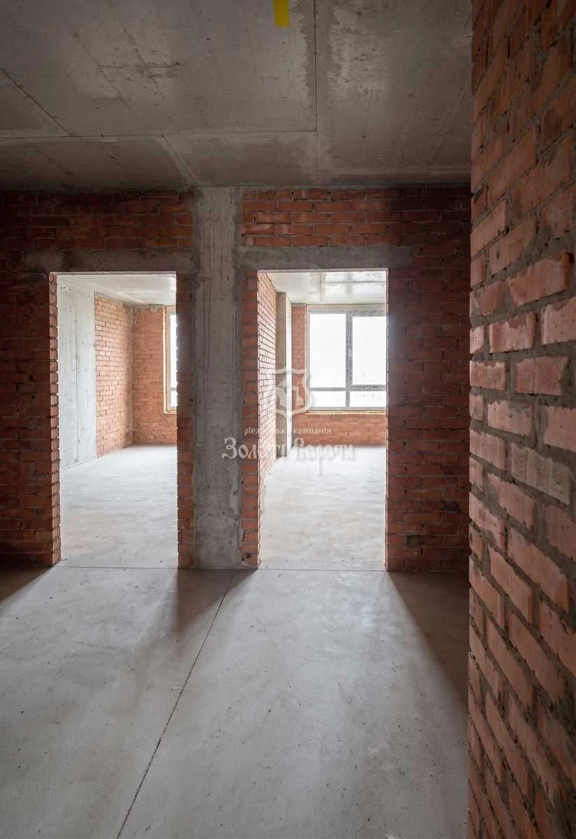Квартира, 2к. Без ремонта. ЖК Rusaniv Residence. Євгена Свер