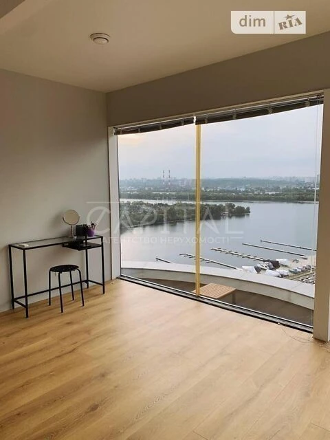 Sale of 3-room apartment 115 sq. m on Dniprovska embankment 19 • ID 347