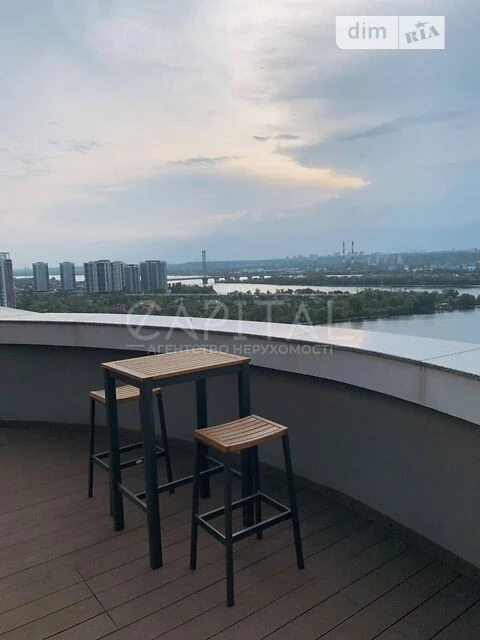 Sale of 3-room apartment 115 sq. m on Dniprovska embankment 19 • ID 347