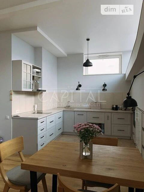 Sale of 3-room apartment 115 sq. m on Dniprovska embankment 19 • ID 347
