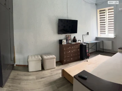 Продаж Квартира Титова