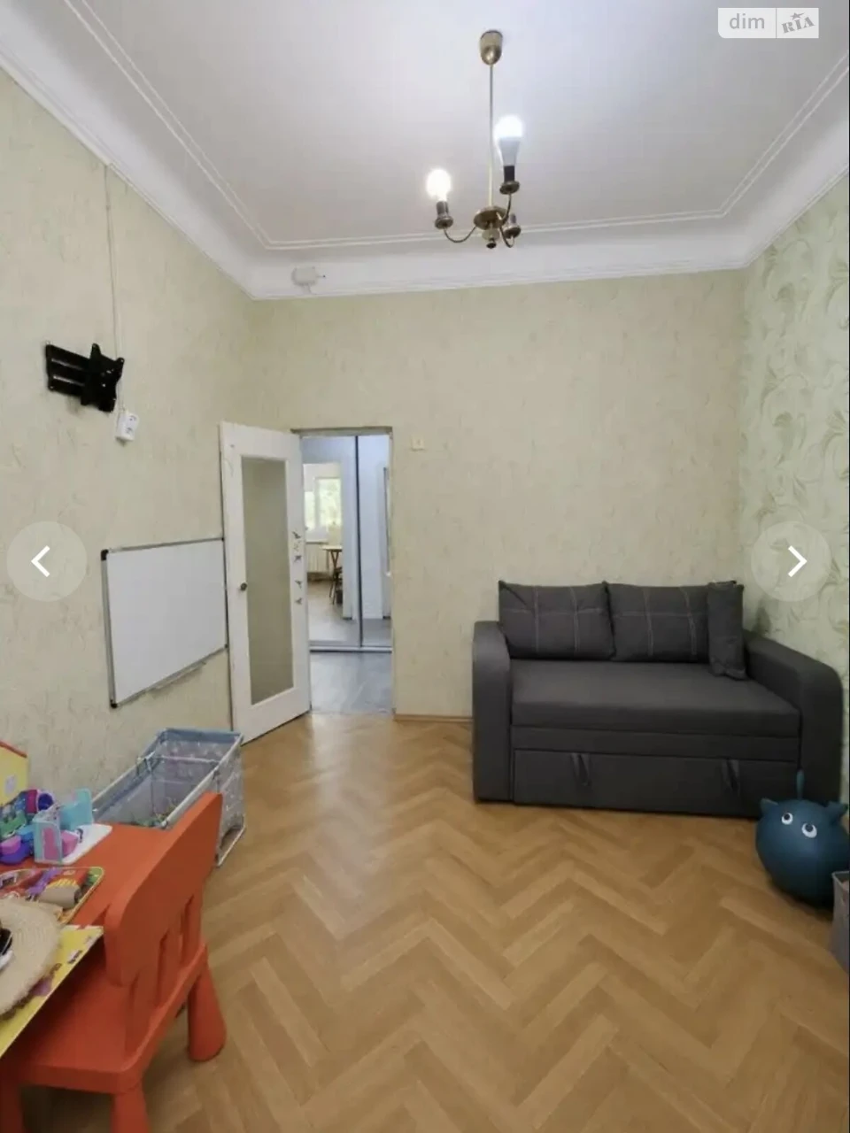 Продаж Квартира Титова