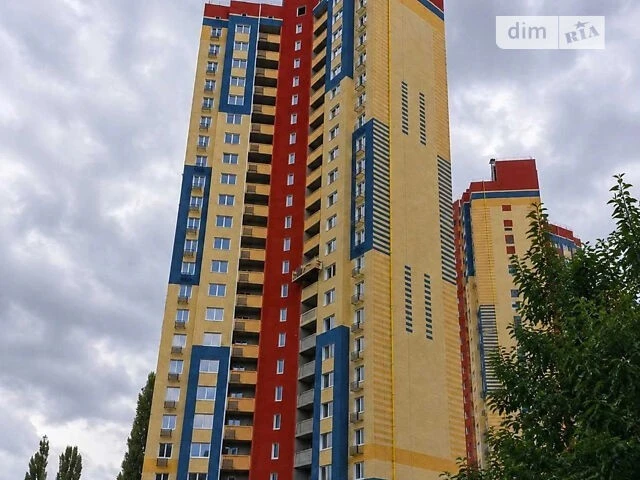 Продаж 1к квартири 36.4 кв. м на просп. Академіка Глушкова 6
