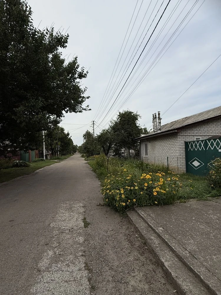 Здається в оренду частина будинку в районі Круга