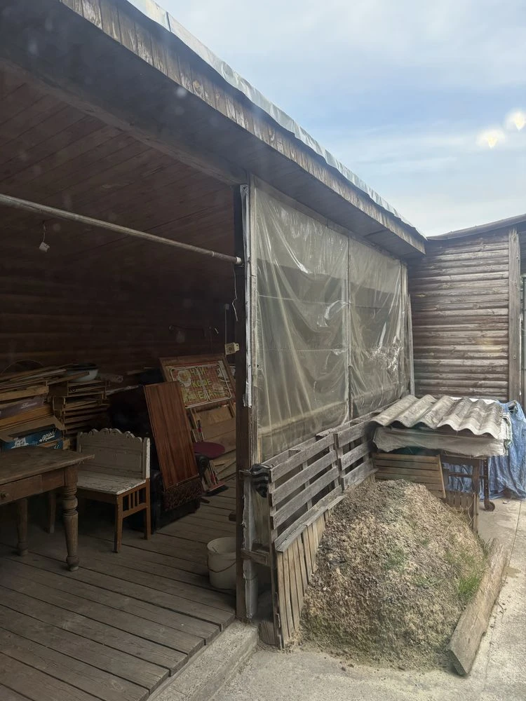Здається в оренду частина будинку в районі Круга