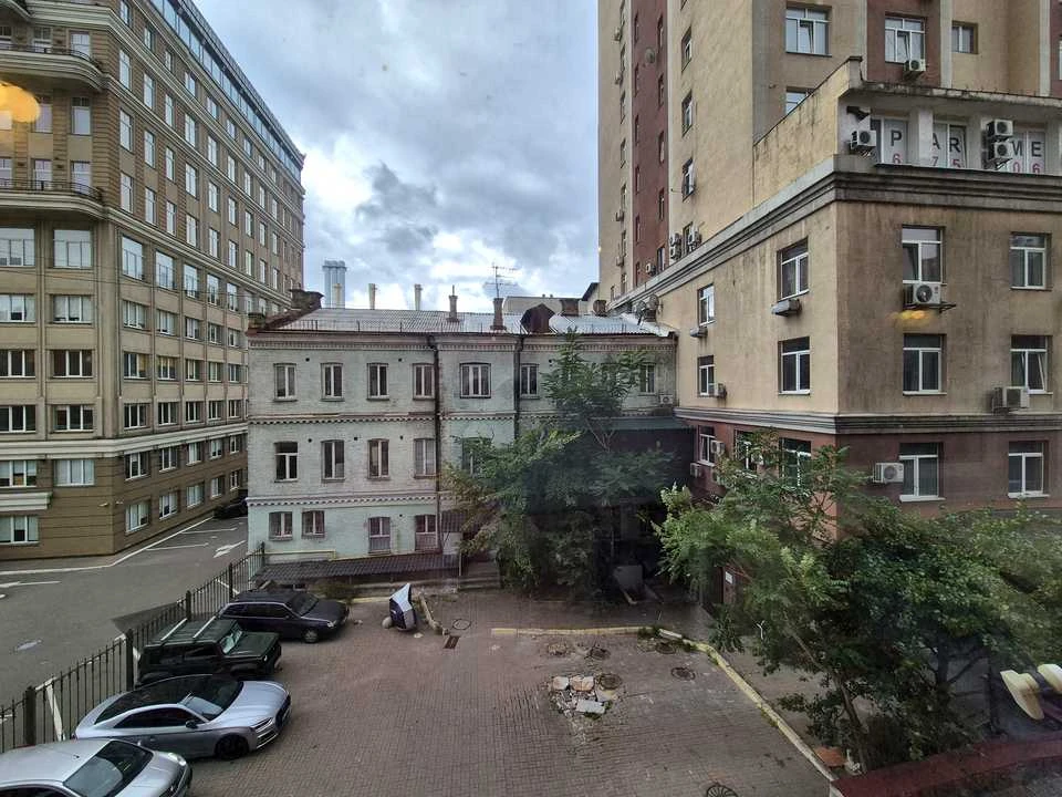 Квартира. Київ, Саксаганського вул.
