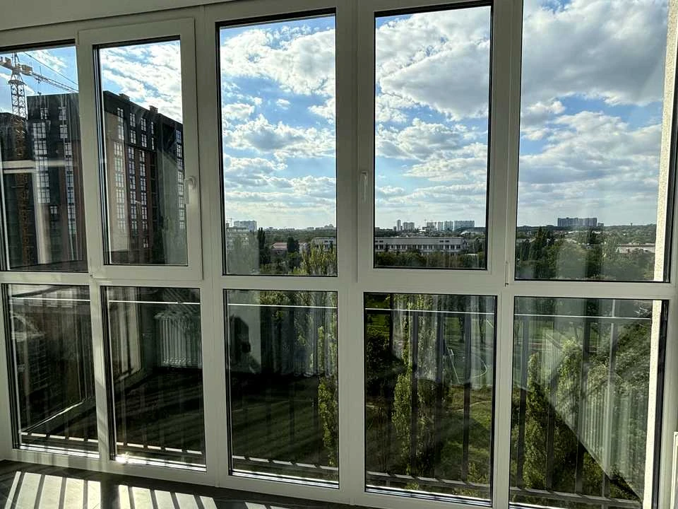 Квартира. Київ, Академіка Заболотного вул.