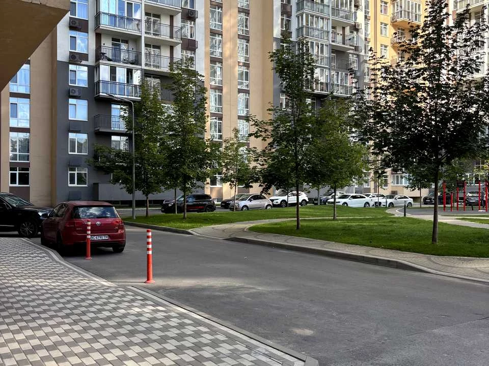 Квартира. Київ, Академіка Заболотного вул.