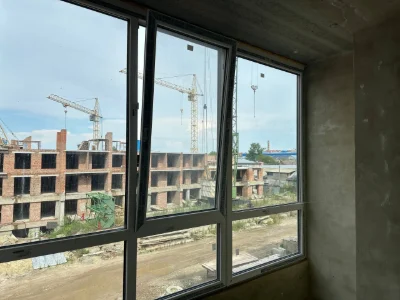 Продаж просторої 2-кімнатної квартири в центрі міста