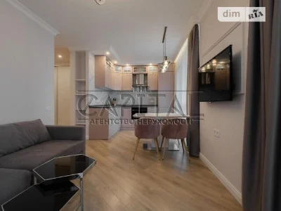 Продаж 2к квартири 63 кв. м на вул. Предславинська 55А • ID