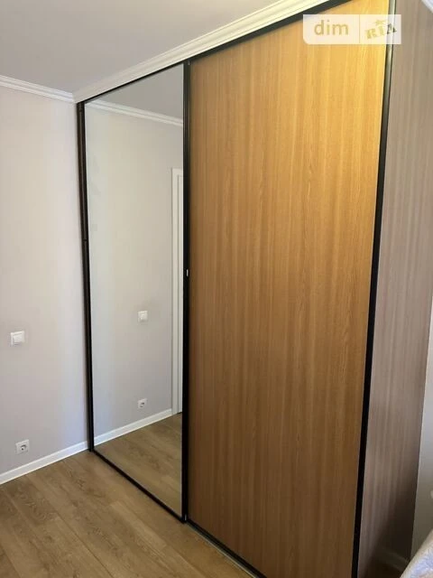Продаж 3к квартири 56.9 кв. м на вул. Олексіївська 3 • ID 34