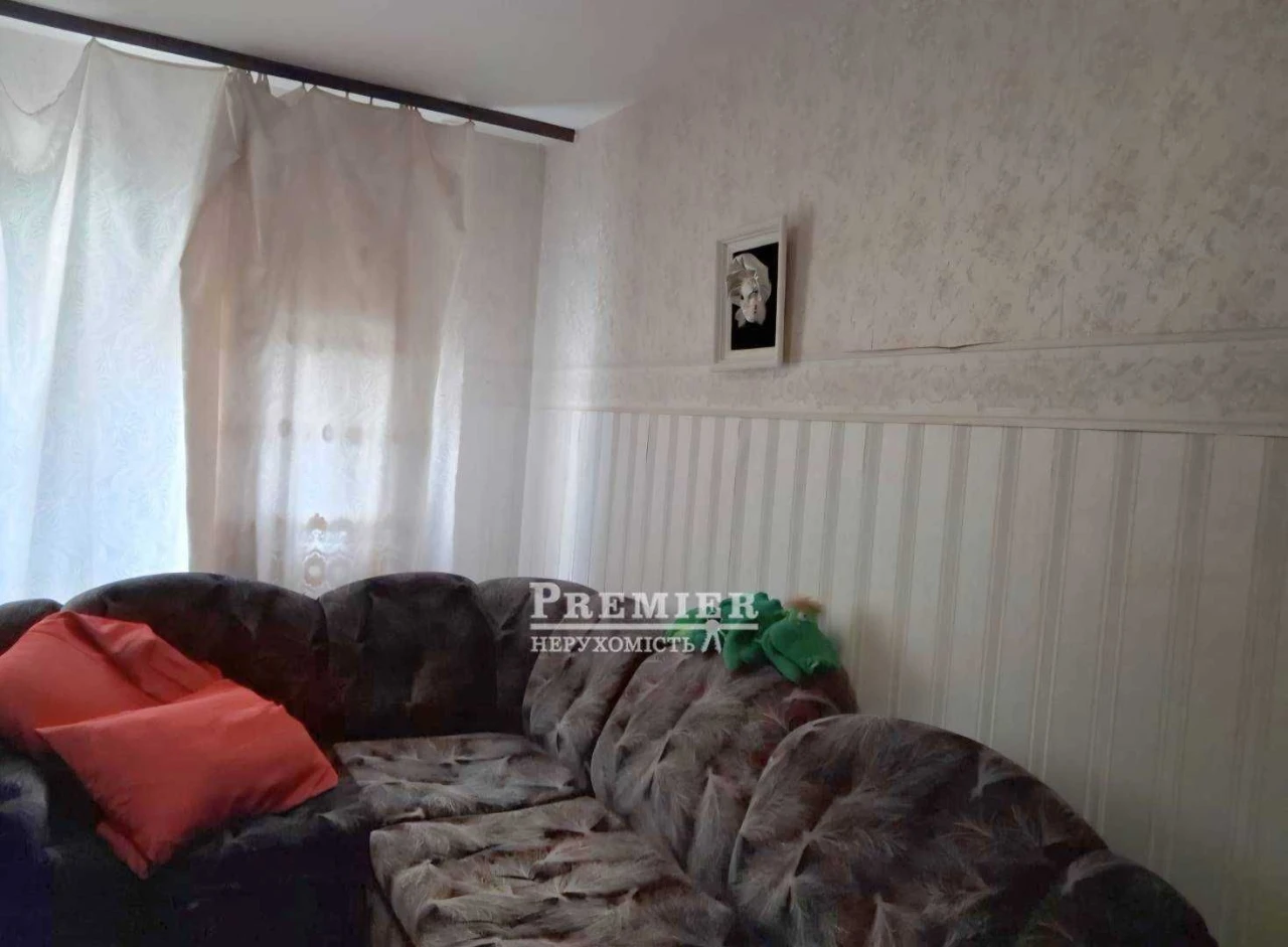 Терміновий продаж квартири на Кримському бульварі