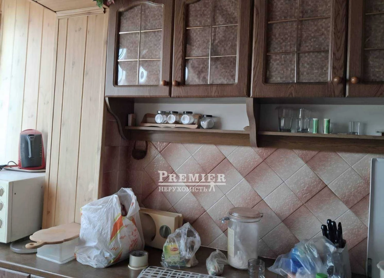 Терміновий продаж квартири на Кримському бульварі