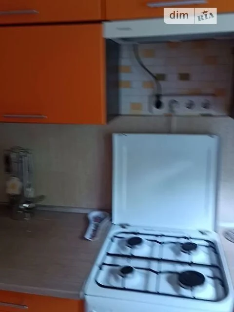 Продаж 2к квартири 40 кв. м на просп. Голосіївський 120 корп
