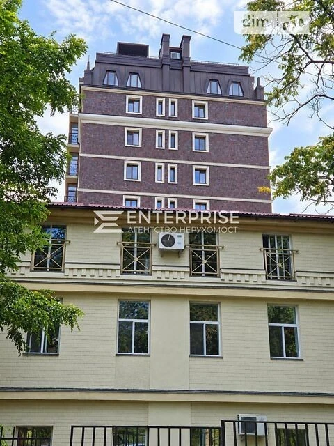 Продаж 2к квартири 115.9 кв. м на вул. Олександра Кониського