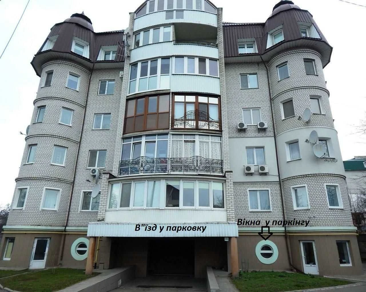 Паркомісце у підземному паркінгу.центральна частина міста. н