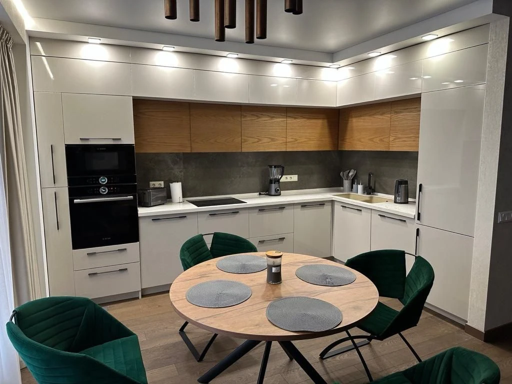 Продам 3ком квартиру Победа Перемога ЖК Пятый Континент