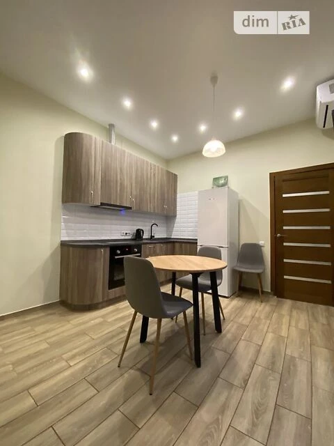 Продаж 1к квартири 44 кв. м на вул. Ованеса Туманяна 15А • I
