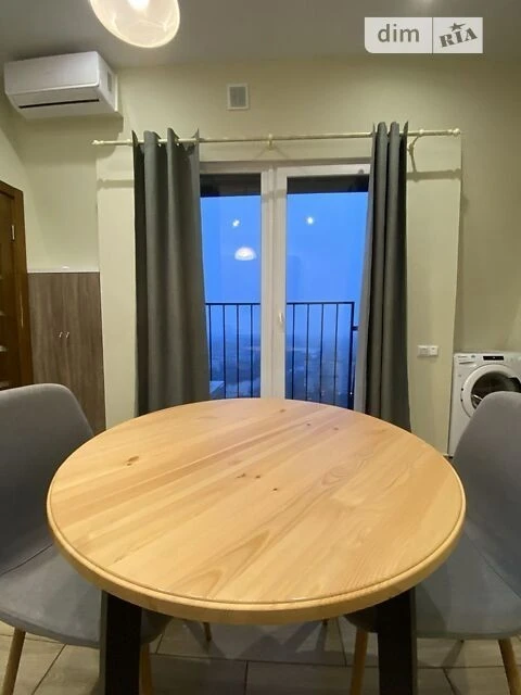 Продаж 1к квартири 44 кв. м на вул. Ованеса Туманяна 15А • I
