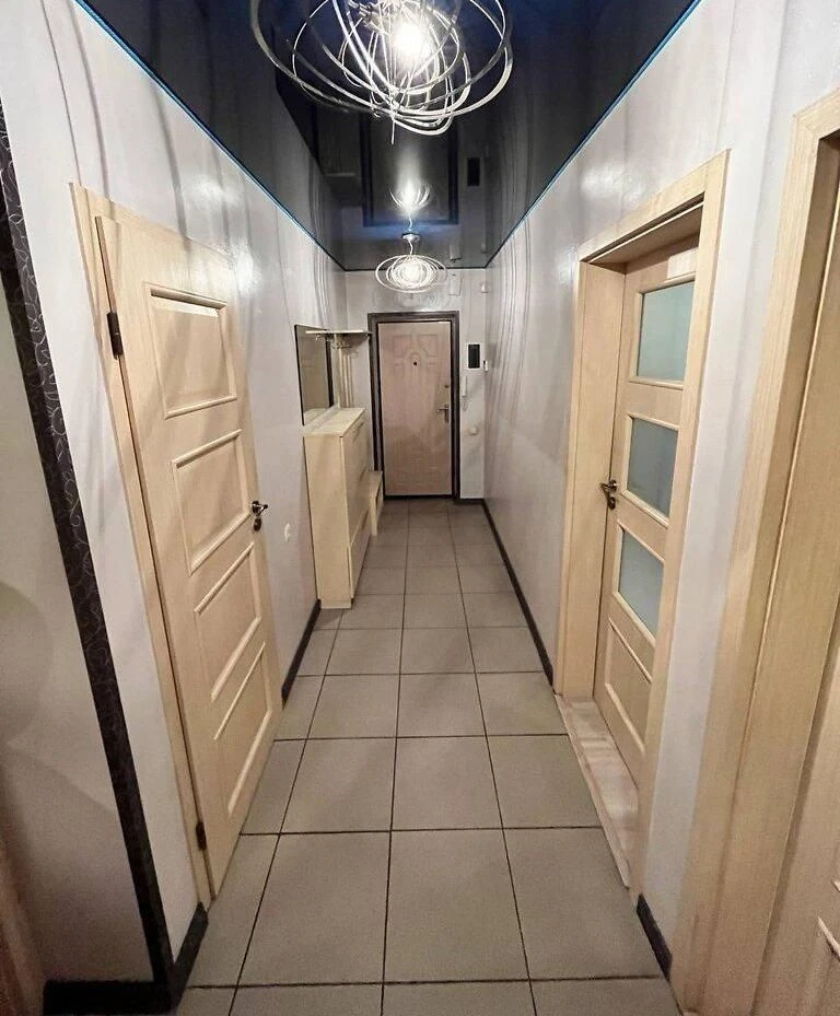 Продаж 3 кімнатної квартири метро Оболонь, Оболонський просп