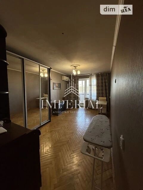 Продаж 3к квартири 68 кв. м на вул. Андрія Малишка 3 • ID 34