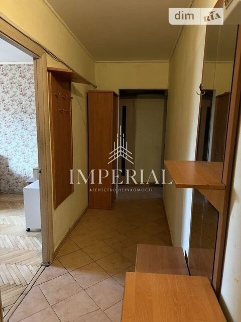 Продаж 3к квартири 68 кв. м на вул. Андрія Малишка 3 • ID 34