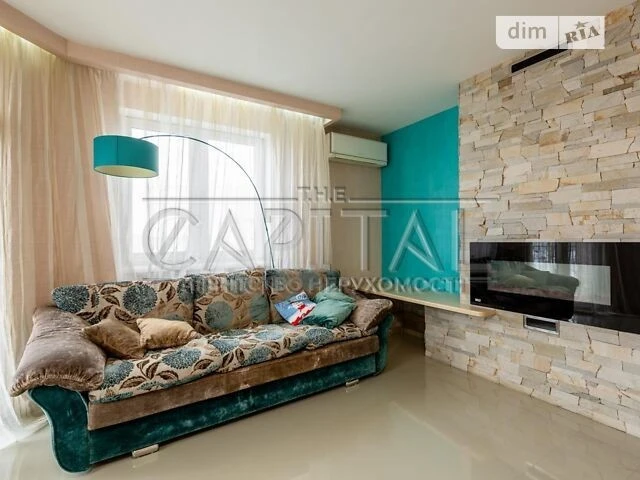 Продаж 1к квартири 110 кв. м на просп. Володимира Івасюка 53