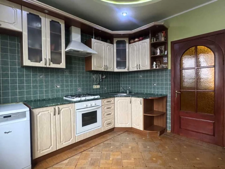 Квартира. Харків, Сергіївська вул.