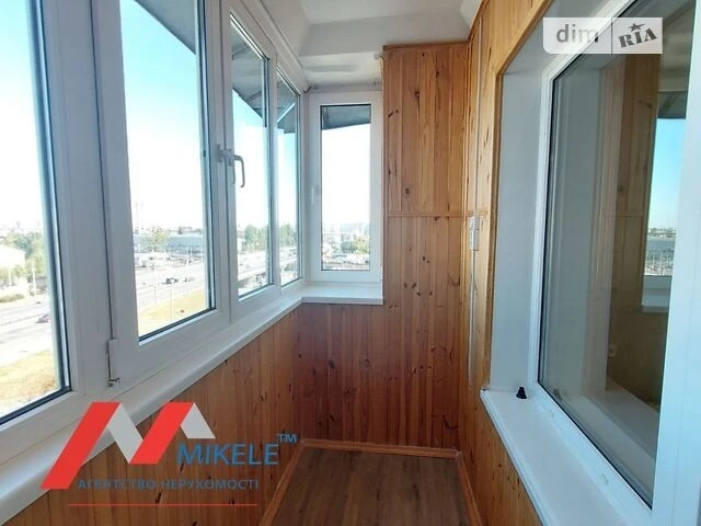 Продаж 2к квартири 56.5 кв. м на просп. Берестейський 89А •