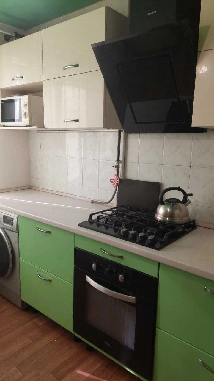 ПРОДАЖ 3к квартири  З РЕМОНТОМ! НЕ Кутова + Балкон + Лоджія