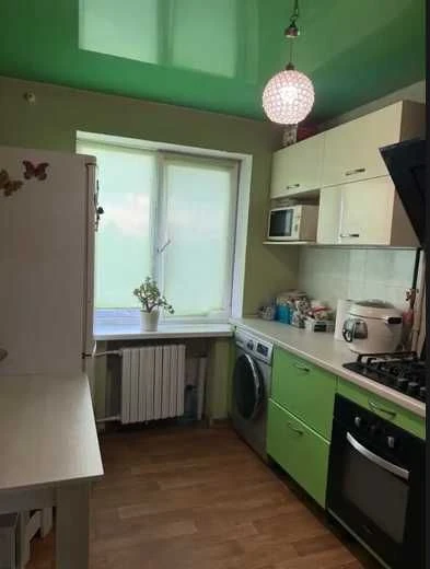 ПРОДАЖ 3к квартири  З РЕМОНТОМ! НЕ Кутова + Балкон + Лоджія