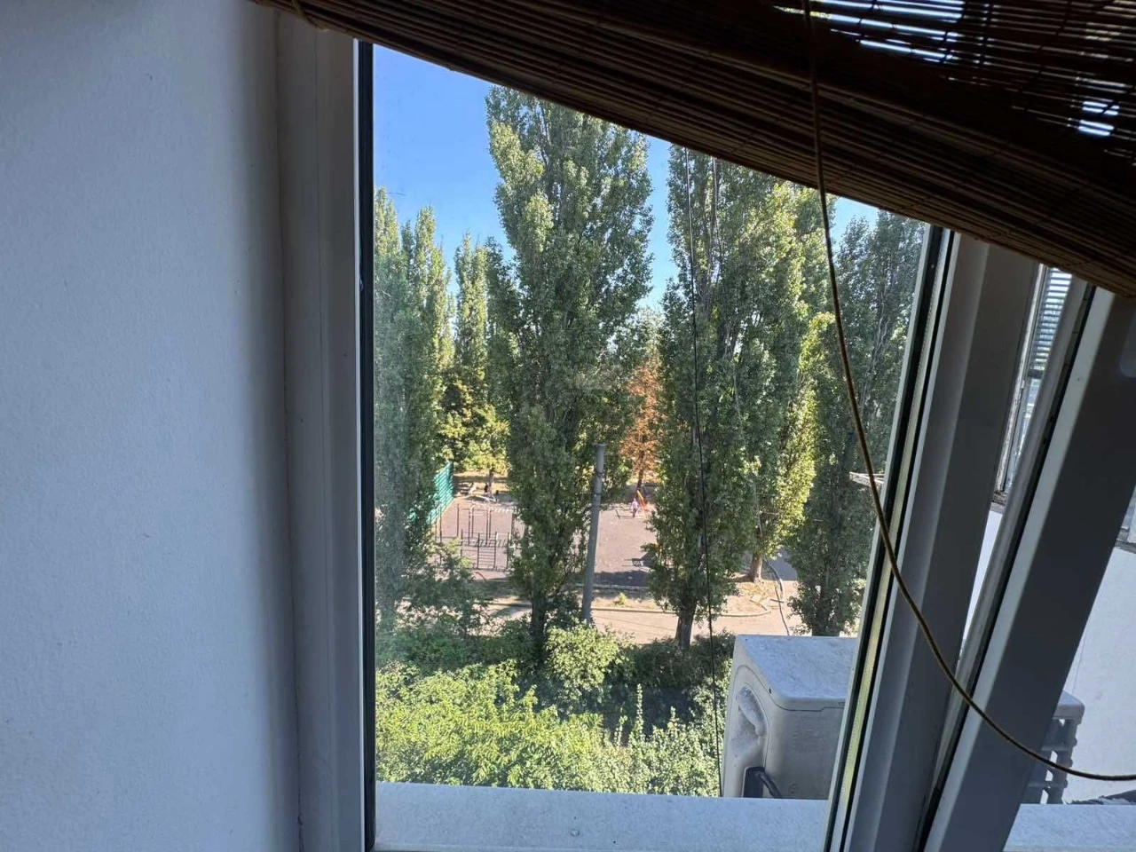 Продам квартиру на Щорса/Центральный Аэропорт, Таврія