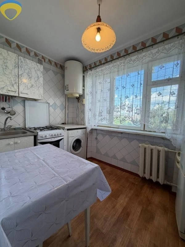 Продам 3-кімнатну квартиру в центрі Одеси, цегляний спецпроє