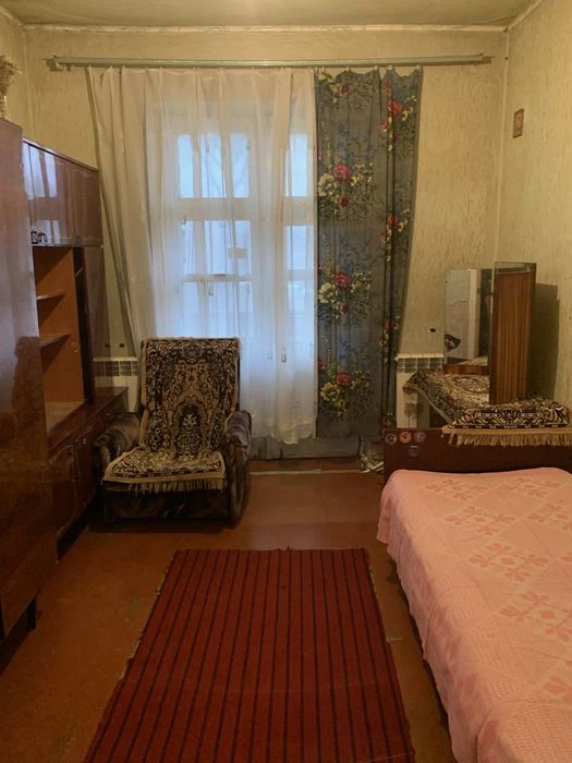 продам 2к квартиру+гараж пр.Богдана Хмельницкого 40