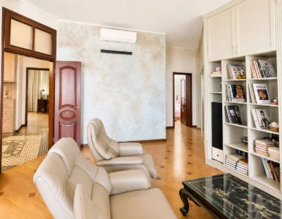 Стильна 145 м², Центр, Пирогова 6А, паркінг Золоті Ворота